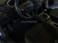 Usado Ford Focus Trend 125 CV (91 kW) 2018 Azul Berlina