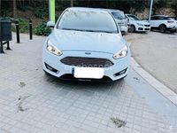 Usado Ford Focus Trend 120 CV (88 kW) 2017 Blanco Berlina