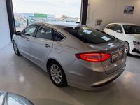Usado Ford Mondeo Business Edition 120 HP (88 kW) 2017 Cinzento Sedan