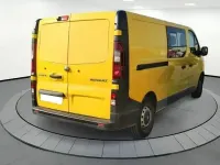 Begagnad Renault Trafic 95 HK (69 kW) 2020 Gul Minibuss