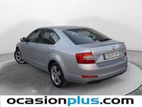 Usado Skoda Octavia Elegance 150 CV (110 kW) 2014 Plateado Utilitario
