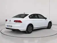 Usado VW Passat Business 122 CV (89 kW) 2022 Blanco Familiar