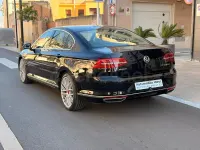 Usado VW Passat Sportline 240 CV (176 kW) 2016 Negro Berlina