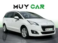 Usado Peugeot 5008 Style 131 CV (96 kW) 2015 Blanco Monovolumen