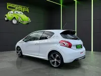 Begagnad Peugeot 208 GTi 200 HK (147 kW) 2018 Vit Halvkombi