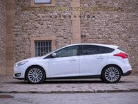 Brugt Ford Focus Trend 95 HK (69 kW) 2015 Hvid Sedan