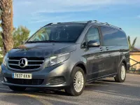 Usado Mercedes V220 Avantgarde 163 CV (119 kW) 2018 Gris / plata Monovolumen