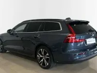 Usado Volvo V60 Core 2025 Azul Familiar