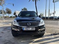 Usado Ssangyong (KGM) Rexton Limited 155 CV (114 kW) 2015 Negro SUV