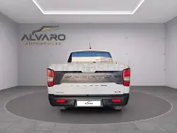 Usado SsangYong Musso 202 CV (148 kW) 2023 Blanco Pickup/Camioneta