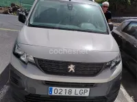 Usado Peugeot Rifter Style 130 CV (95 kW) 2020 Beige Monovolumen