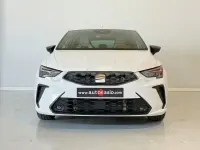 Usado Seat Ibiza FR 115 CV (84 kW) 2026 Blanco Utilitario