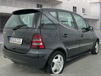 Usado Mercedes A140 Classic 82 CV (60 kW) 2004 Negro Monovolumen
