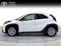 Usado Toyota Aygo X Play 72 CV (52 kW) 2024 Blanco SUV
