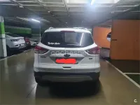 Usado Ford Kuga Trend 120 CV (88 kW) 2016 Blanco SUV