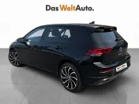 Usado VW Golf VIII Life 110 CV (80 kW) 2024 Negro Berlina