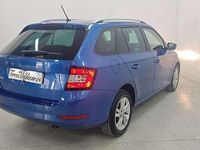 Usado Skoda Fabia Ambition 95 CV (69 kW) 2020 Azul Familiar