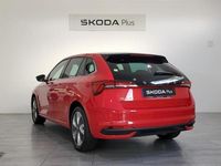 Nuevo Skoda Scala 115 CV (84 kW) 2025 Rojo Utilitario