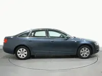 Usado Audi A6 225 CV (165 kW) 2006 Azul Berlina