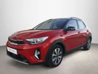 Usado Kia Stonic 101 CV (74 kW) 2022 Rojo SUV