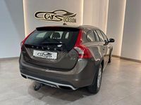 Usado Volvo V60 CC Kinetic 190 CV (139 kW) 2016 Marrón Familiar
