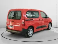 Usado Toyota Proace City Active 131 CV (96 kW) 2023 Rojo Monovolumen