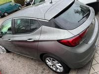 Usado Opel Astra Dynamic 136 CV (100 kW) 2019 Gris / plata Familiar