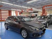 Usado Peugeot 308 Active 130 CV (95 kW) 2020 Gris / plata Berlina
