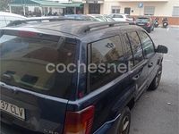 Usado Jeep Grand Cherokee Laredo 163 CV (119 kW) 2003 Azul SUV