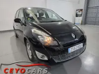 Usado Renault Scenic E-Tech Dynamique 131 CV (96 kW) 2011 Negro Monovolumen