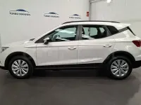 Usado Seat Arona Style 110 CV (80 kW) 2024 Blanco SUV