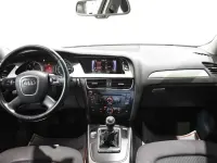 Usado Audi A4 150 CV (110 kW) 2009 Plateado Berlina