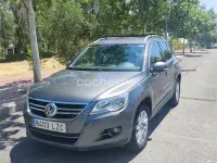Usado VW Tiguan Advance 140 CV (102 kW) 2011 Gris / plata SUV