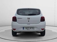 Usado Dacia Sandero Acces 73 CV (53 kW) 2019 Blanco Utilitario