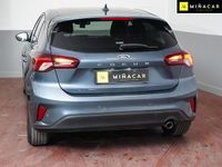 Usado Ford Focus Trend 120 CV (88 kW) 2022 Azul Berlina