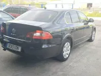 Usado Skoda Superb Comfort 140 CV (102 kW) 2010 Negro Berlina