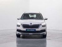 Usado Skoda Kamiq Ambition 110 CV (80 kW) 2021 Blanco SUV