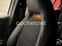 Usado Mercedes GLA180 122 CV (89 kW) 2019 Blanco SUV