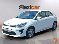 Usado Kia Rio 84 CV (61 kW) 2021 Blanco Berlina