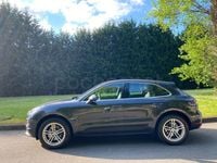 Usado Porsche Macan 245 CV (180 kW) 2020 Negro SUV