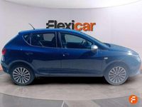 Usado Seat Ibiza Reference 90 CV (66 kW) 2017 Azul Utilitario