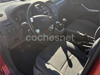 Usado Ford C-MAX 115 CV (84 kW) 2007 Granate Monovolumen