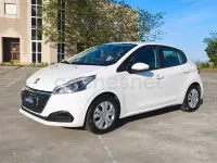 Usado Peugeot 208 Active 100 CV (73 kW) 2020 Blanco Utilitario