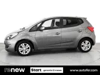 Usado Hyundai ix20 90 CV (66 kW) 2013 Gris / plata Utilitario