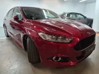 Usado Ford Mondeo Titanium S 240 CV (176 kW) 2015 Granate Berlina