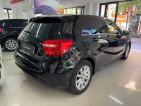 Usado Mercedes A180 Style 122 CV (89 kW) 2013 Negro Berlina
