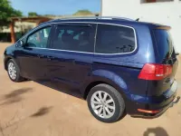 Usado VW Sharan Advance 140 CV (102 kW) 2015 Azul Monovolumen