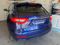 Usado Maserati Levante 275 CV (202 kW) 2018 Azul SUV