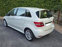 Usado Mercedes B180 Sport Edition 109 CV (80 kW) 2011 Blanco Monovolumen