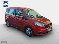 Usado Ford Tourneo Courier 75 CV (55 kW) 2018 Rojo Monovolumen